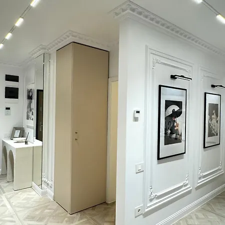 Selling Sunset * Timişoara