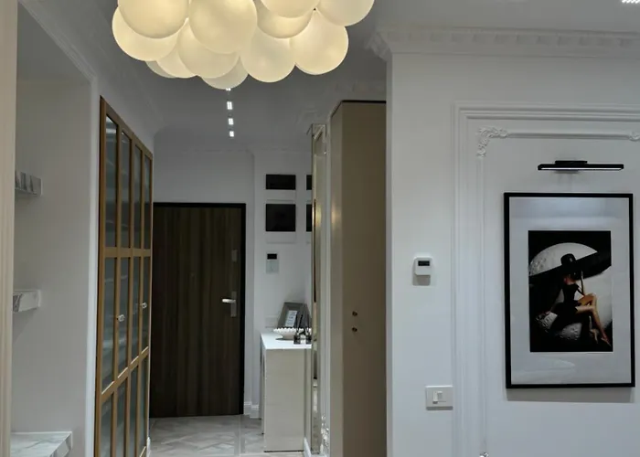 Selling Sunset Apartment