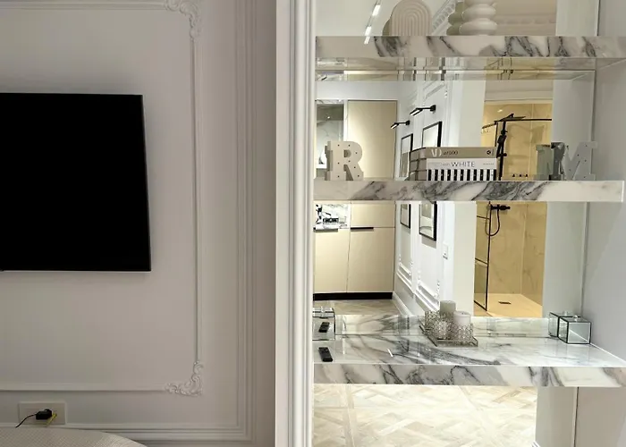 Apartment Selling Sunset